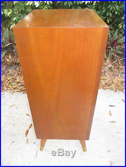 1960s ACOUSTIC RESEARCH AR2 SPEAKER on LEGS + Label + Tested + SOUNDS GREAT + NR