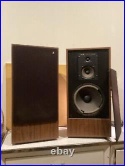 1 Pair of AR-48BX Speakers Acoustic Research As Pictured