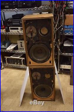 2 ACOUSTIC RESEARCH AR-2ax VINTAGE SPEAKERS