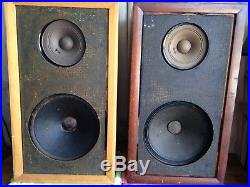 (2) VINTAGE – Acoustic Research AR-1 speakers – AR1 – serials 0633 06638 -