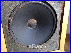 (2) VINTAGE - Acoustic Research AR-1 speakers - AR1 - serials 0633 06638 -