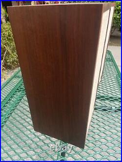 2 Vintage Acoustic Research AR4X bookshelf speakers for restoration