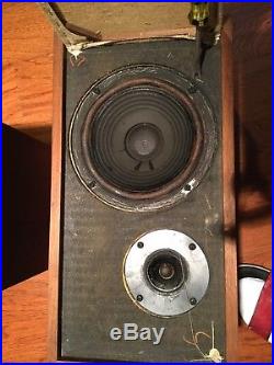 2 Vintage Acoustic Research speakers AR 4x