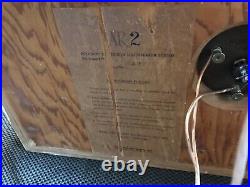 (2)vintage Acoustic Research Ar-2 Speakers Original