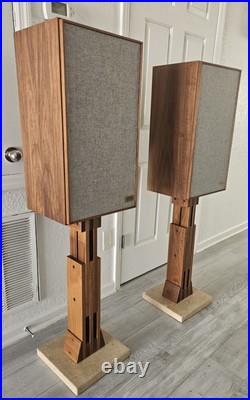 ACOUSTIC RESEARCH AR3a Speakers European Cabinets