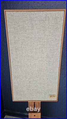 ACOUSTIC RESEARCH AR3a Speakers European Cabinets