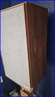 ACOUSTIC RESEARCH AR3a Speakers European Cabinets