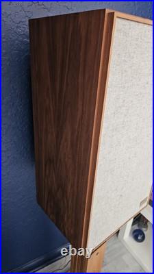 ACOUSTIC RESEARCH AR3a Speakers European Cabinets