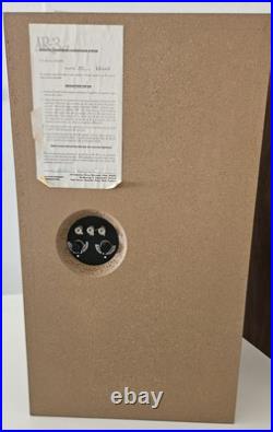 ACOUSTIC RESEARCH AR3a Speakers European Cabinets