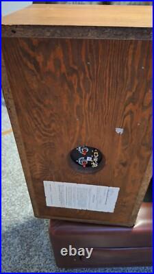 ACOUSTIC RESEARCH AR-2AX Pair SPEAKERS Sounds Great No Cover No Return
