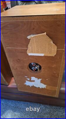 ACOUSTIC RESEARCH AR-2AX Pair SPEAKERS Sounds Great No Cover No Return