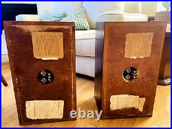 ACOUSTIC RESEARCH AR-2AX Speakers