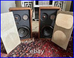 ACOUSTIC RESEARCH AR-2AX Speakers READ