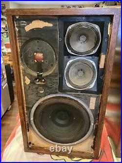 ACOUSTIC RESEARCH AR-2a Vintage Speakers