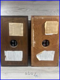 ACOUSTIC RESEARCH AR-2ax SPEAKERS (AS IS) (READ!)