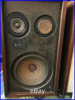 ACOUSTIC RESEARCH AR-2ax Speakers (Pair) with walnut finish