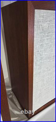 ACOUSTIC RESEARCH AR-3A Speakers Pair used fully restored ACOUSTIC RESEARCH AR-3A Speakers Pair used fully restored