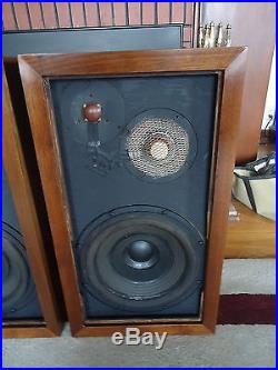 ACOUSTIC RESEARCH AR-3 SPEAKERS TOTALLY RESTORED AND GUARANTEED BY VINTAGE-AR