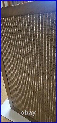 ACOUSTIC RESEARCH AR 3 SPEAKER, ONE SPEAKER ONLY RARE SERIAL No. 0524 ACOUSTIC RESEARCH AR 3 SPEAKER, ONE SPEAKER ONLY RARE SERIAL No. 0524