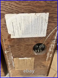 ACOUSTIC RESEARCH AR-3 Speakers Pair, WORKING! SOUND GREAT