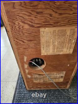 ACOUSTIC RESEARCH AR-3 Speakers Pair, WORKING! SOUND GREAT
