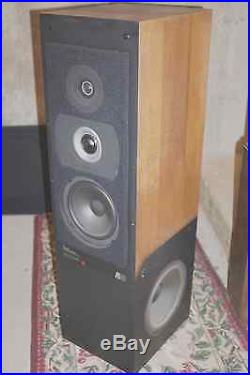 ACOUSTIC RESEARCH AR 90 Tower speakers VERY RARE