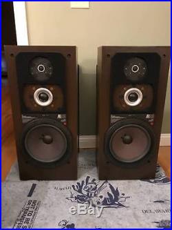 ACOUSTIC RESEARCH AR-915 3-way Speakers