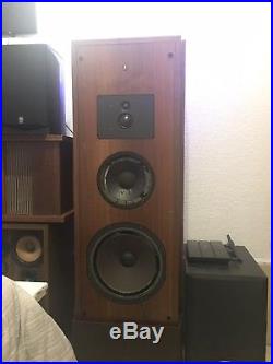 ACOUSTIC RESEARCH AR 9LSi Speakers