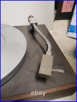 ACOUSTIC RESEARCH AR XA TURNTABLE For Repair, Parts, or Restoration