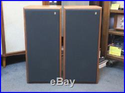 ACOUSTIC RESEARCH Connoisseur 40T 3way Speakers Pair Good working Maintenanced