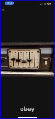 ACOUSTIC model 124 (1974-78) 350 watts/4 x 10 speakers ACOUSTIC model 124 (1974-78) 350 watts/4 x 10 speakers