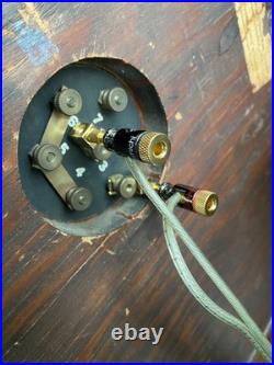 AR1 acoustic research early version speakers