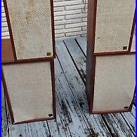 AR2 and AR 4x ACOUSTIC RESEARCH SPEAKERS ORIGINAL RARE EARLY PRODUCTION. DESCRIP