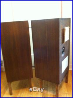 AR3 Acoustic Research Speakers Vintage Great Condition from 60s All Original