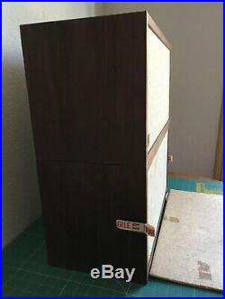 AR4x AR Acoustic Research Oiled Walnut Speakers Clean All Original WithBoxes