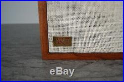 AR7 Speakers Acoustic Research Vintage Bookshelf Pair
