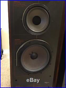 AR9LS Acoustic Research Tower Speakers Good Condition