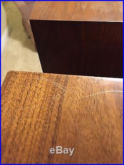 AR9LS Acoustic Research Tower Speakers Good Condition