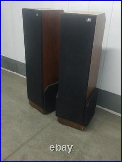 AR9 tower loudspeakers Acoustic Research Teledyne great condition made in USA