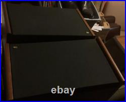 AR 210b Walnut Two Way Circa 1976 Speakers Perfect Wood Sound Is Awesome Too