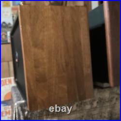 AR 210b Walnut Two Way Circa 1976 Speakers Perfect Wood Sound Is Awesome Too