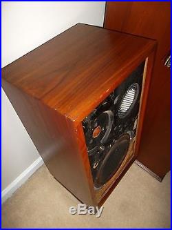 AR 2a ACOUSTIC RESEARCH SPEAKERS AR-2A(x) BEAUTIFUL VINTAGE PAIR