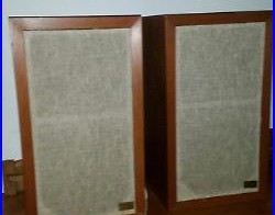 AR-3A Pair Vintage Speakers Cabinets Near Mint New surrounds ACOUSTIC RESEARCH