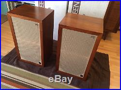 AR 3 Acoustic Research vintage stereo speakers for parts or repair Near MINT