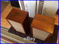 AR 3 Acoustic Research vintage stereo speakers for parts or repair Near MINT