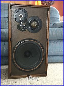AR-3a Speakers (pair) Classic Acoustic Research Walnut