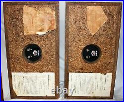 AR-4X ACOUSTIC RESEARCH SPEAKERS wood is mint shape all side, tested, match set