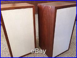 AR-4X Acoustic Research Bookshelf Speakers Pair With Great Sound