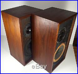 AR 4x Acoustic Research Speakers