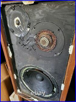 AR-5 Acoustic Research Vintage Speakers For parts or not working